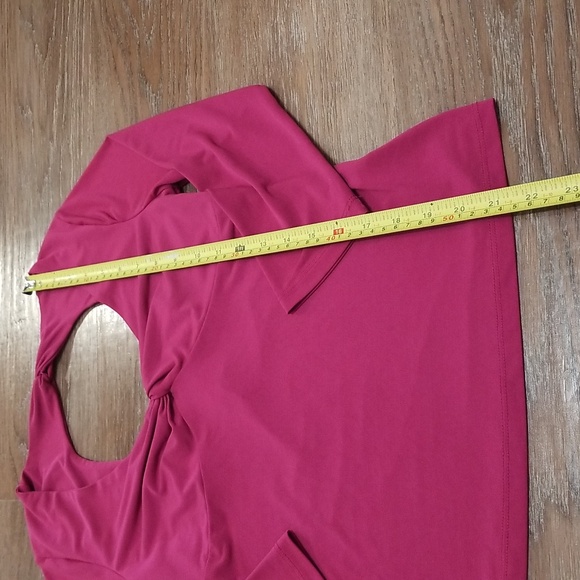 (L) Heart Soul Back Cut Out Top Solid Color Dainty Feminine Holiday Girlhoodcore - Picture 4 of 11